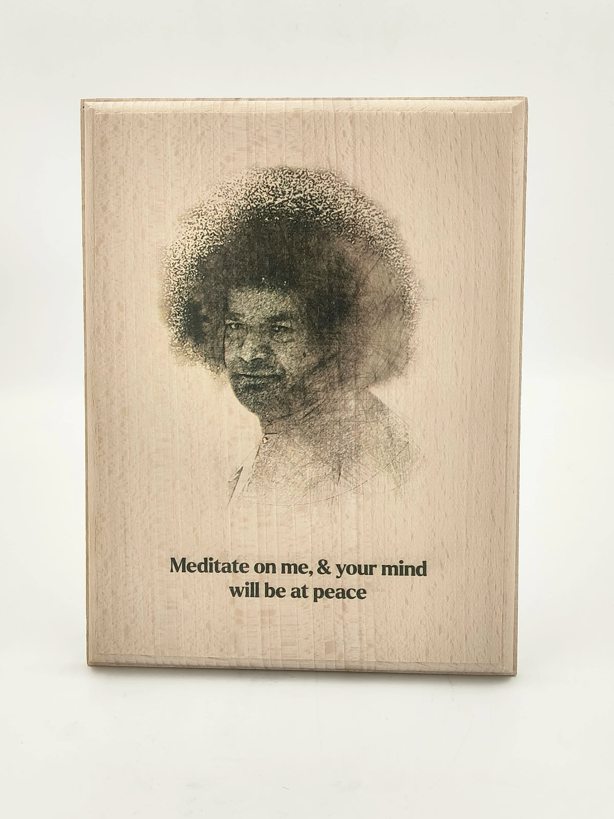 Large wooden plaque with portrait and meditation quote, 21.5x17 cm