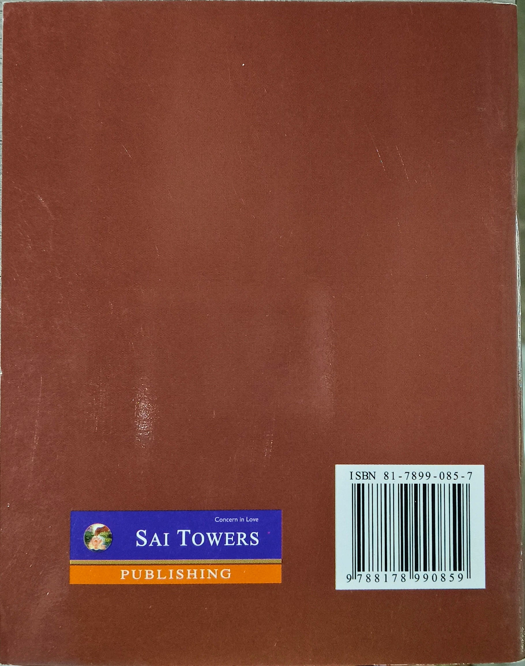 Back cover of Sri Sathya Sai Chaleesa paperback book with publisher and barcode